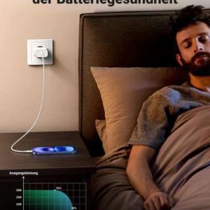 Alternative view of Cargador UGREEN 30 W 3.0 Quick Charge